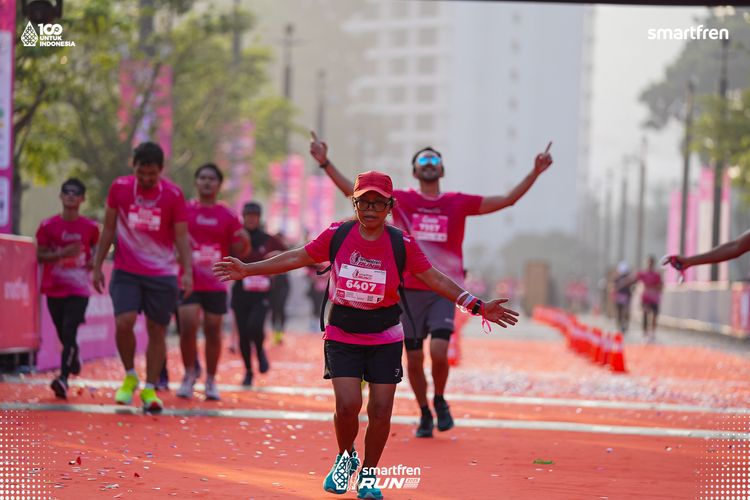 Race photo from Smartfren Run 2025 