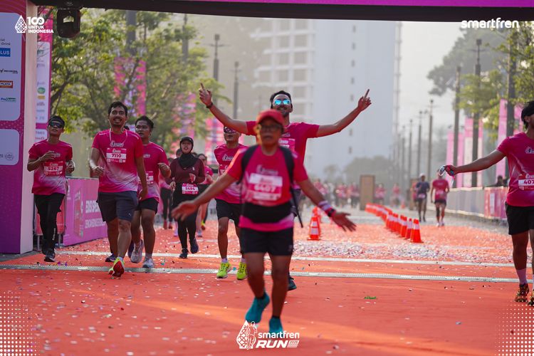 Race photo from Smartfren Run 2025 