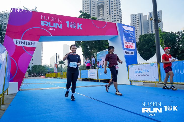 Race photo from Nu Skin Run 10K