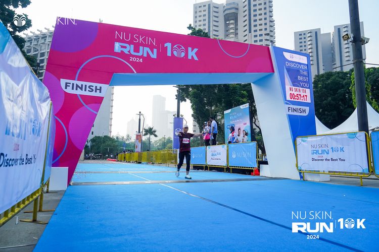 Race photo from Nu Skin Run 10K