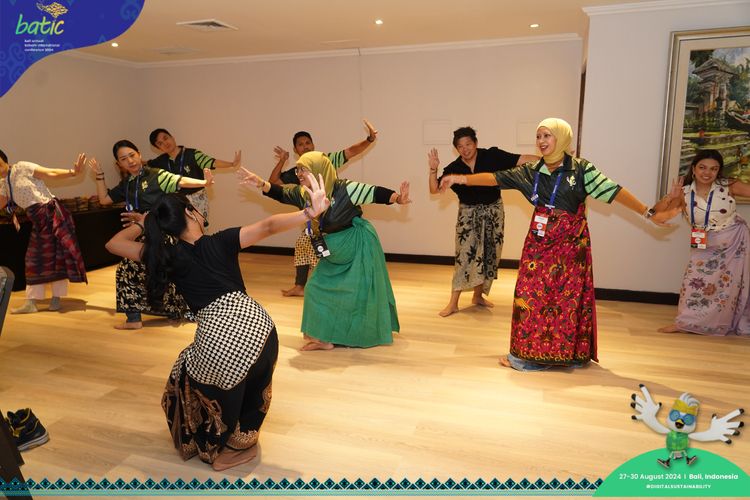 Race photo from Telin Batic 2024 Photo Search