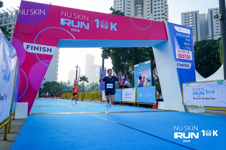 Race photo from Nu Skin Run 10K