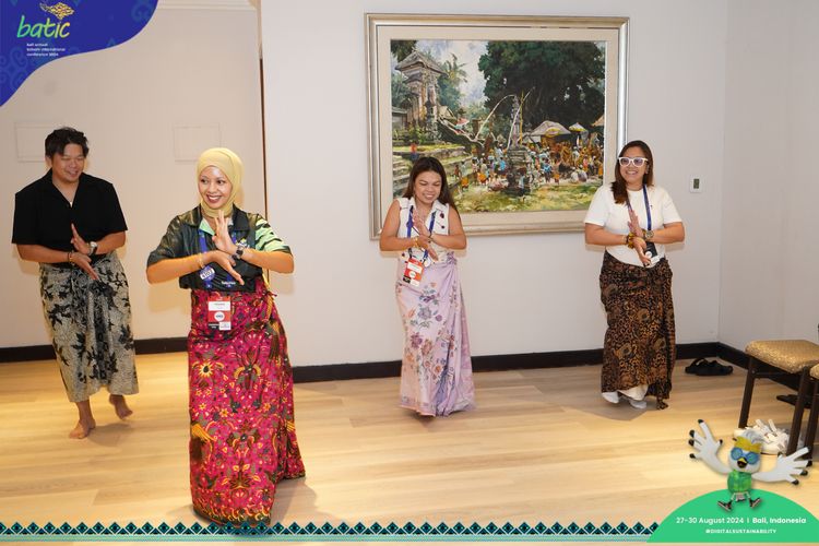 Race photo from Telin Batic 2024 Photo Search