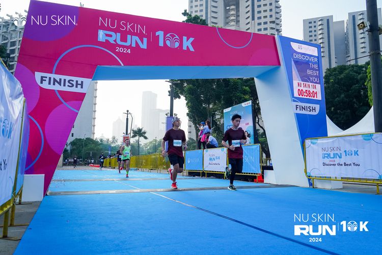 Race photo from Nu Skin Run 10K