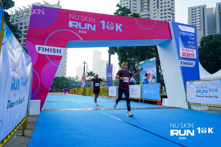 Race photo from Nu Skin Run 10K