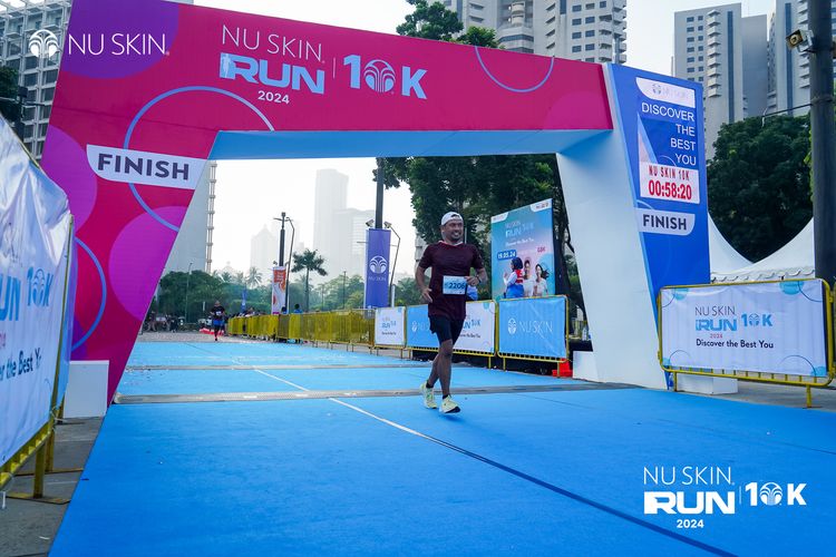 Race photo from Nu Skin Run 10K