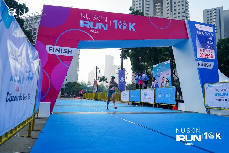 Race photo from Nu Skin Run 10K