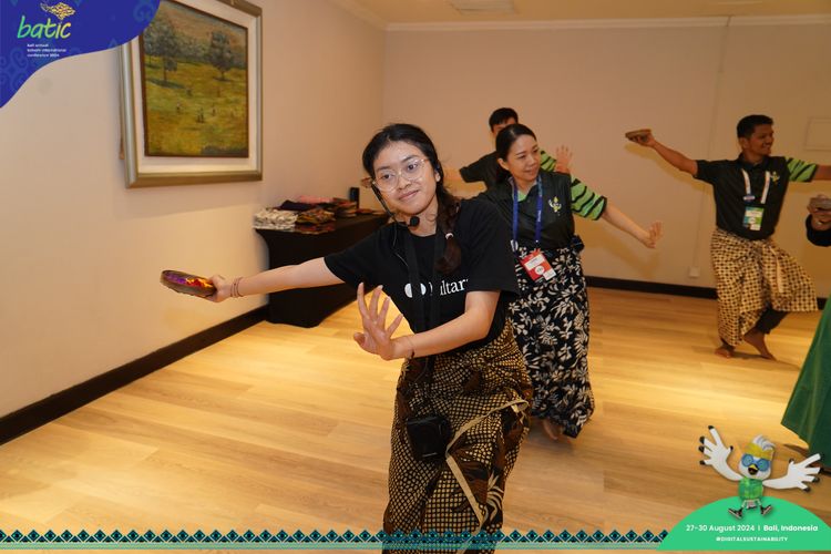 Race photo from Telin Batic 2024 Photo Search