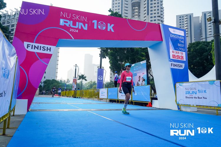 Race photo from Nu Skin Run 10K