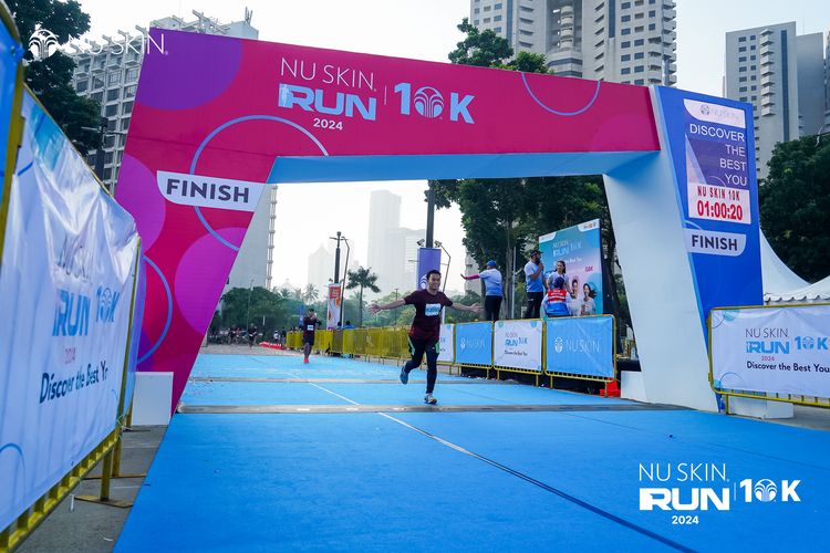 Race photo from Nu Skin Run 10K