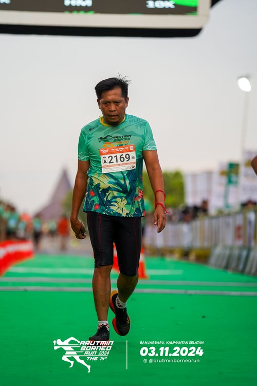 Race photo from Arutmin Borneo Run 2024