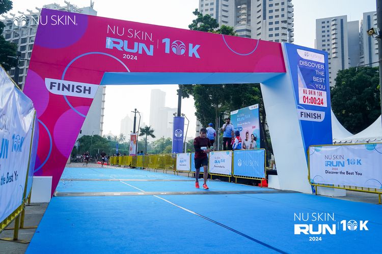Race photo from Nu Skin Run 10K