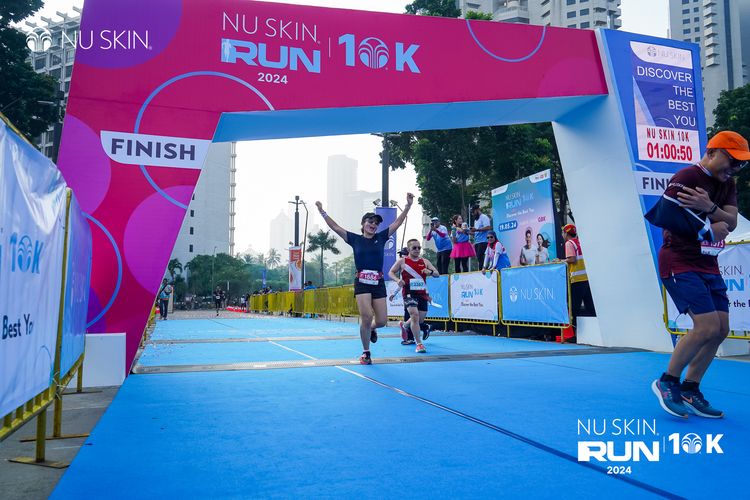 Race photo from Nu Skin Run 10K