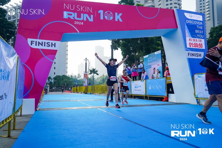 Race photo from Nu Skin Run 10K