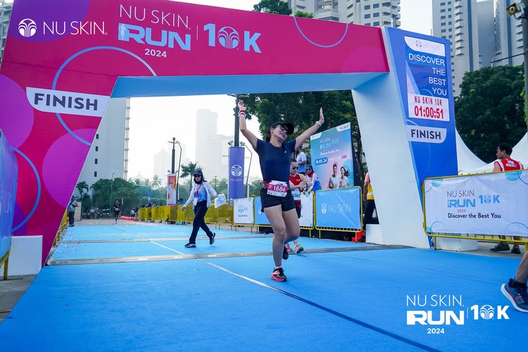 Race photo from Nu Skin Run 10K