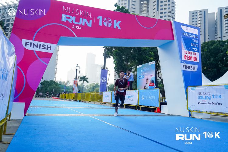 Race photo from Nu Skin Run 10K