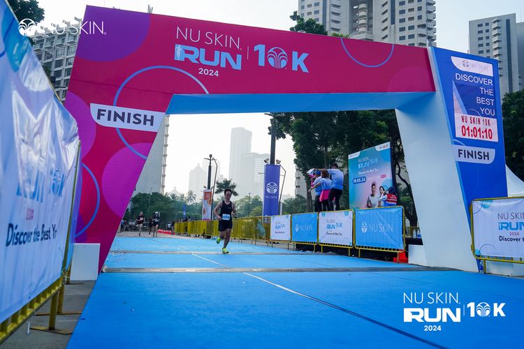 Race photo from Nu Skin Run 10K
