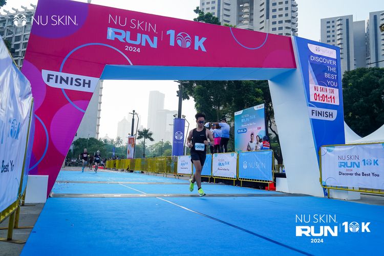 Race photo from Nu Skin Run 10K
