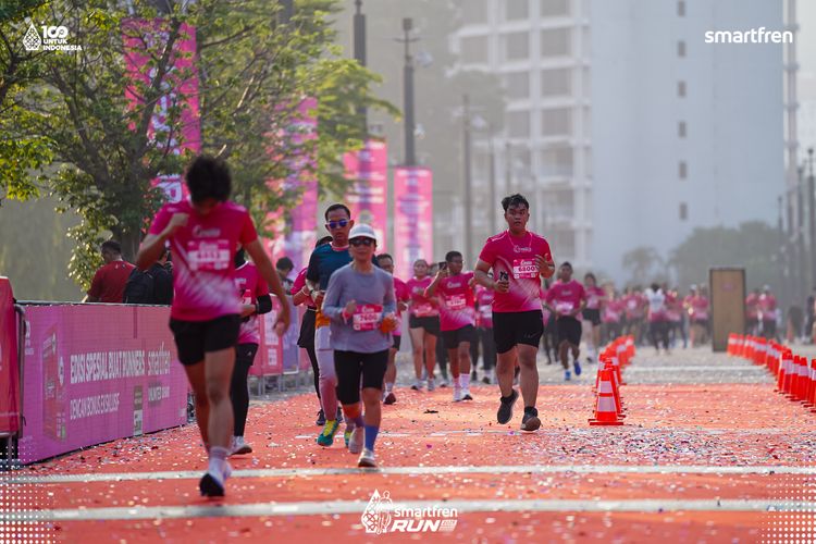 Race photo from Smartfren Run 2025 