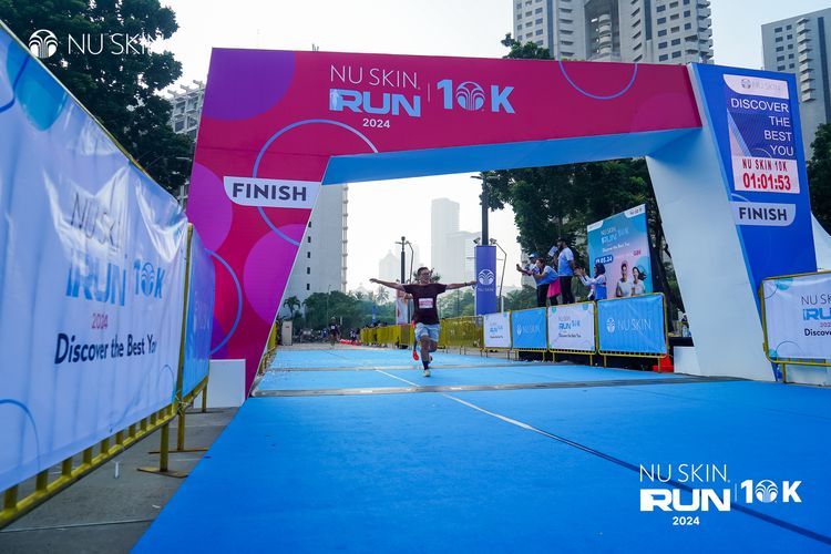 Race photo from Nu Skin Run 10K