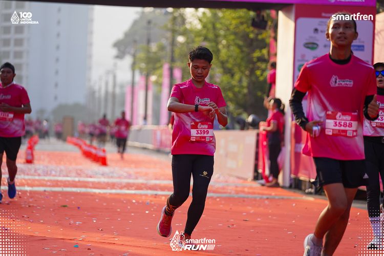 Race photo from Smartfren Run 2025 