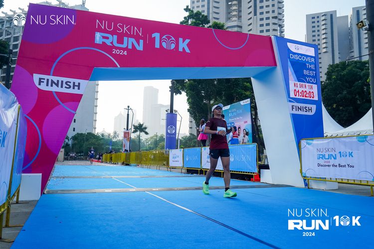 Race photo from Nu Skin Run 10K