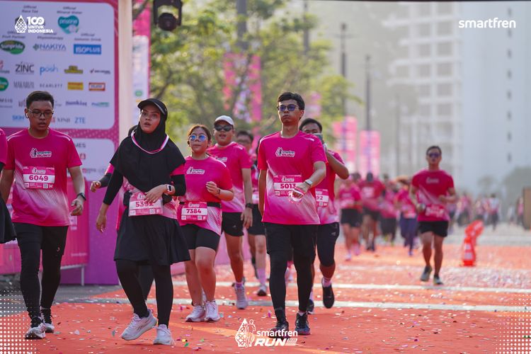 Race photo from Smartfren Run 2025 