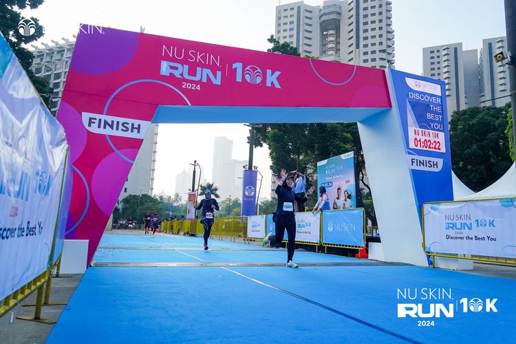 Race photo from Nu Skin Run 10K