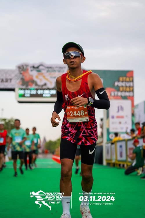 Race photo from Arutmin Borneo Run 2024