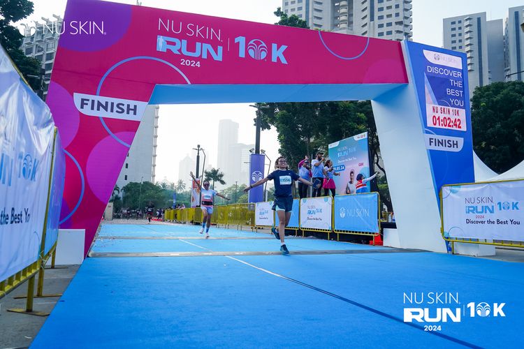 Race photo from Nu Skin Run 10K