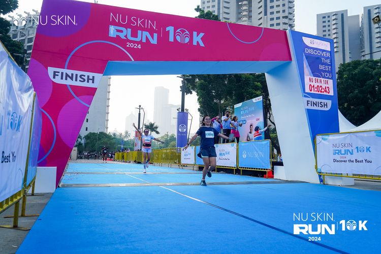 Race photo from Nu Skin Run 10K