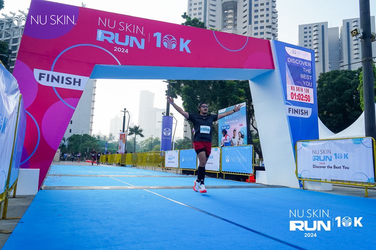 Race photo from Nu Skin Run 10K