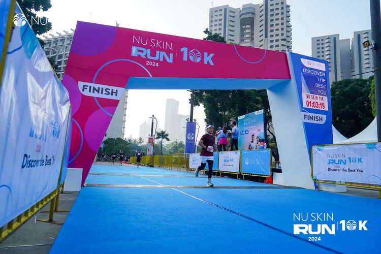 Race photo from Nu Skin Run 10K
