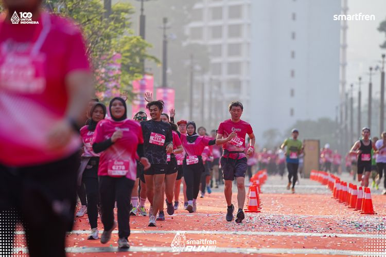 Race photo from Smartfren Run 2025 