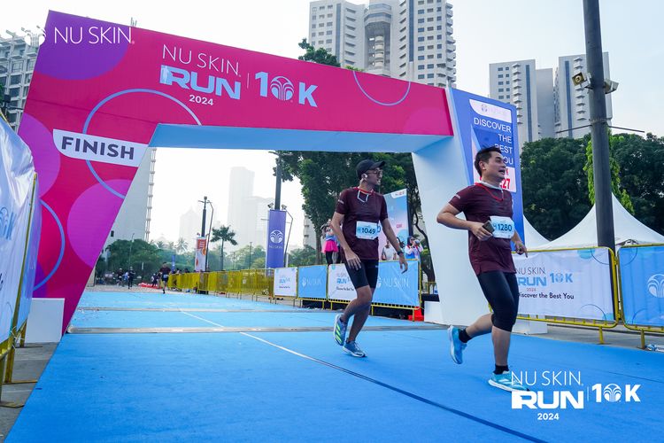 Race photo from Nu Skin Run 10K