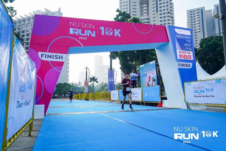 Race photo from Nu Skin Run 10K