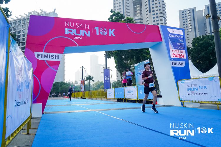 Race photo from Nu Skin Run 10K