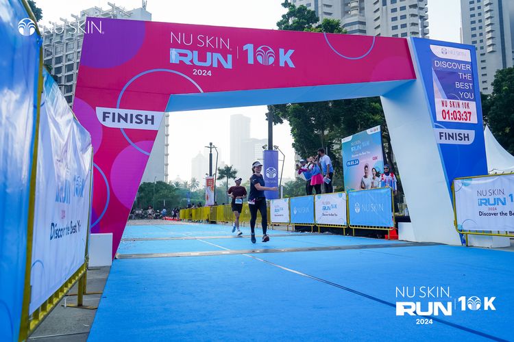 Race photo from Nu Skin Run 10K