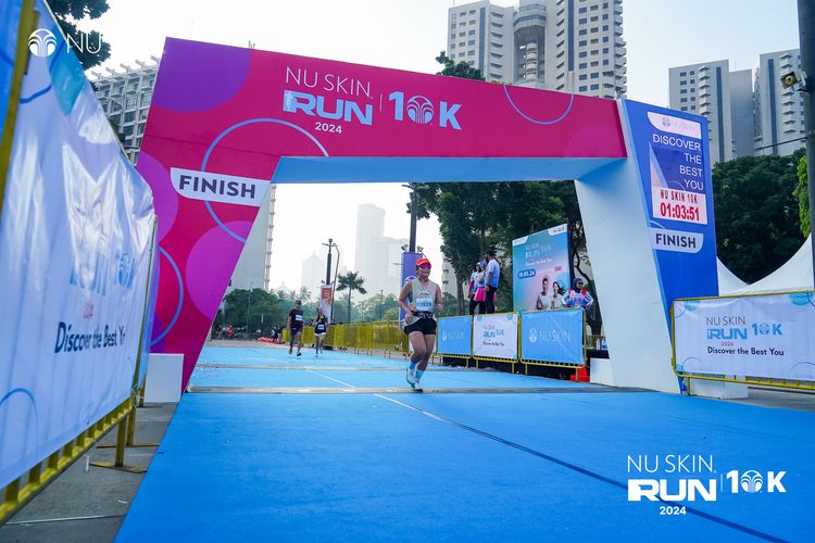 Race photo from Nu Skin Run 10K