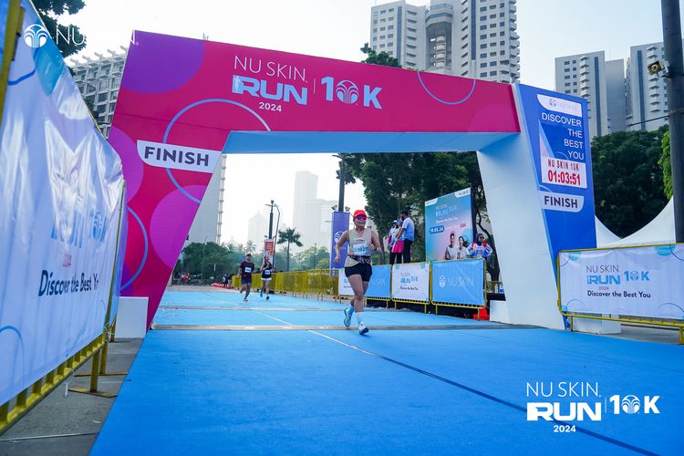Race photo from Nu Skin Run 10K