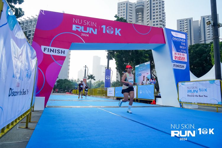 Race photo from Nu Skin Run 10K