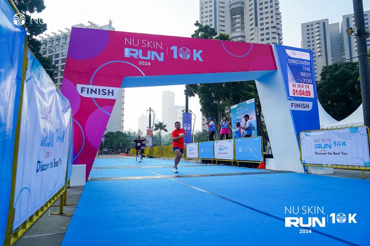 Race photo from Nu Skin Run 10K
