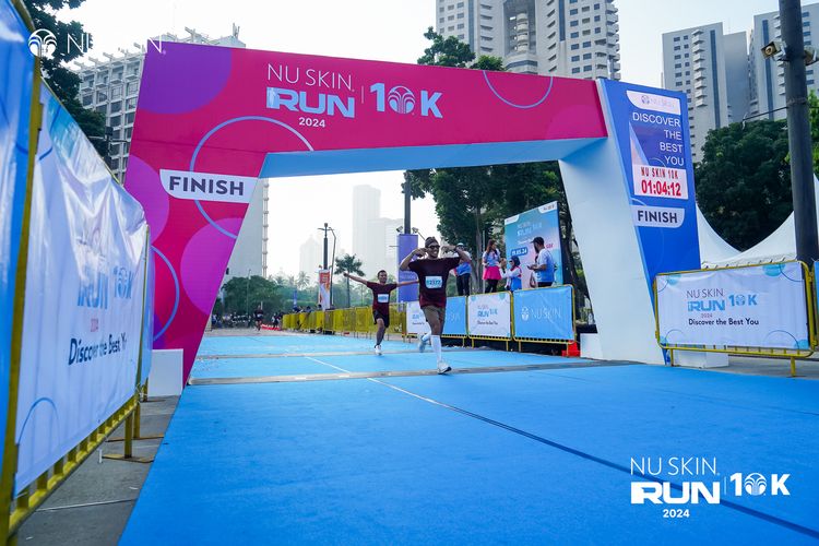 Race photo from Nu Skin Run 10K