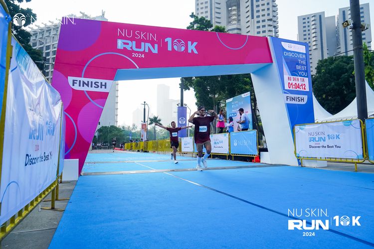 Race photo from Nu Skin Run 10K