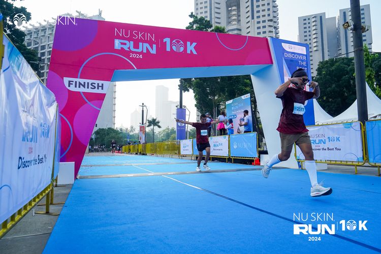 Race photo from Nu Skin Run 10K