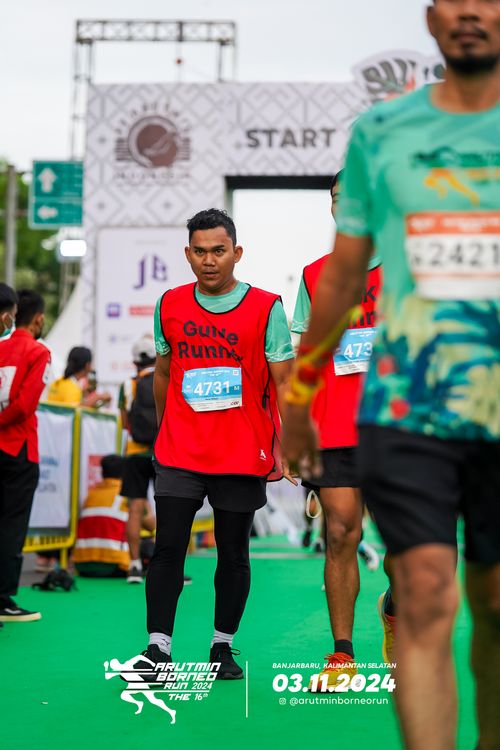 Race photo from Arutmin Borneo Run 2024