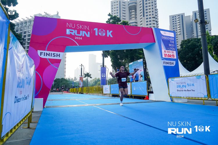Race photo from Nu Skin Run 10K