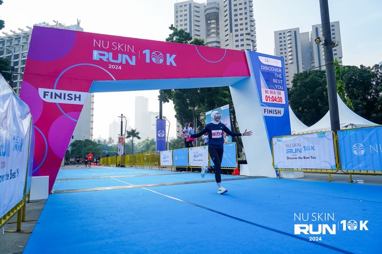 Race photo from Nu Skin Run 10K