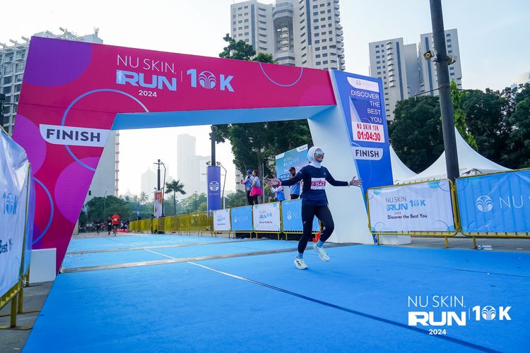 Race photo from Nu Skin Run 10K