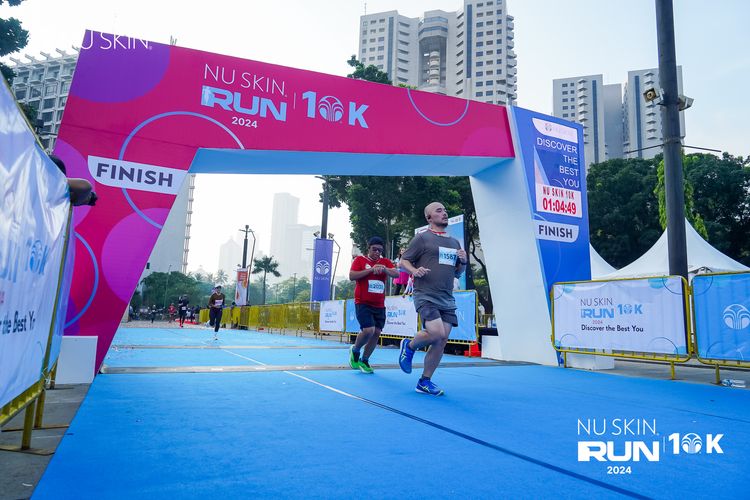 Race photo from Nu Skin Run 10K